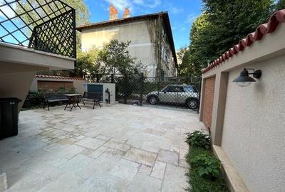 Casă individuală cu 10 camere cu Canalizare în Tineretului - 27