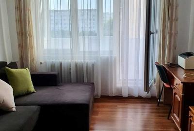 Garsonieră decomandată în Titan - 3