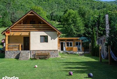 Casă cu 3 camere cu Canalizare în Gura Râului - 1