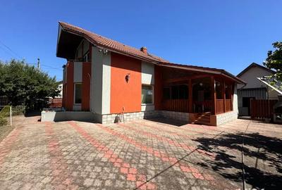 Casă cu 4 camere în Zăvoi - 17