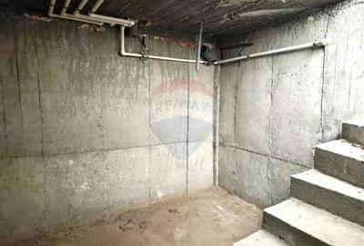 Casă cu 5 camere cu Teren 450 Mp în Aviației - 10