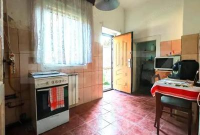 Casă cu 3 camere cu Teren 827 Mp în Central - 4