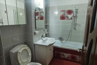 Apartament cu 3 camere decomandat în Fălticeni - 1