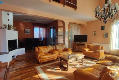 Casă cu 3 camere cu Canalizare în Europa - 1