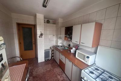 Apartament cu 3 camere decomandat în Tineretului - 5