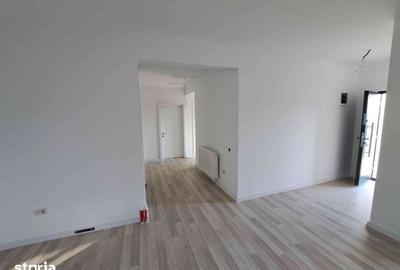 Casă cu 4 camere cu Teren 300 Mp în Crevedia - 6