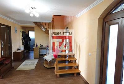 Casă cu Teren 1500 Mp în Central - 5