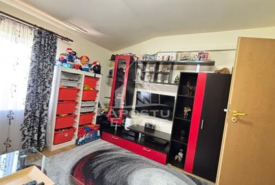 Apartament cu 3 camere in zona Dambovita, centrala termica, decomandat - 2