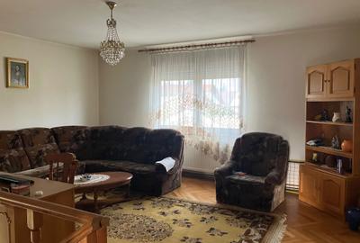 Casă cu 4 camere cu Teren 700 Mp în Central - 6