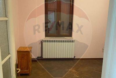 Casa / Vila cu 5 camere de vanzare in zona Central - 17