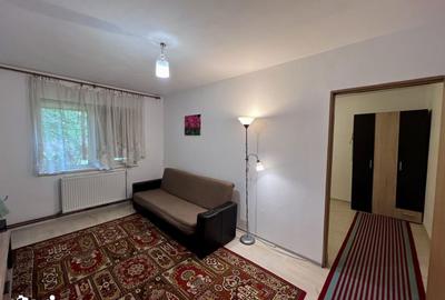 Apartament cu 2 camere semidecomandat, mobilat în Circumvalațiunii - 2