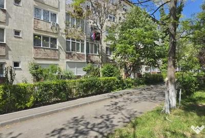 Apartament cu 3 camere decomandat în Sud - 9