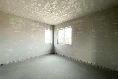 Duplex cu 3 camere cu Canalizare în Moșnița Nouă - 7