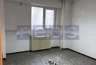 DE VANZARE APARTAMENT 2 CAMERE ZONA PANDURI  DECOMANDAT - 3