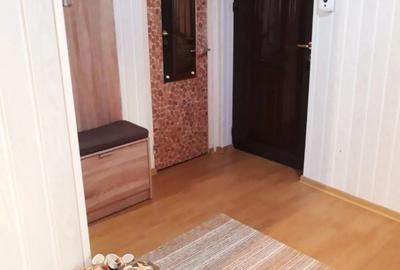 De inchiriat apartament cu 3 camere - 10