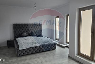 Casă cu 5 camere cu Teren 150 Mp în Central - 11