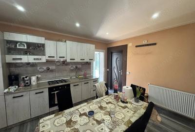 Casă cu 4 camere cu Teren 500 Mp în Sânmihaiu Român - 3