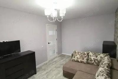 Apartament cu 2 camere decomandat în Titan