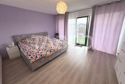 Casa superba de vanzare cu 5 camere 2 bai carport teren 297 mp Sibiu - 4
