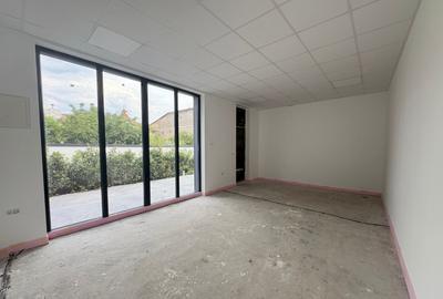 Spațiu comercial, de 187 mp, în Central - 4