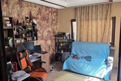 Casă cu 4 camere în Exterior Vest - 3