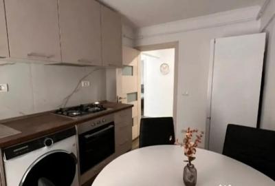 Apartament cu 3 camere decomandat în Piața Nouă - 4