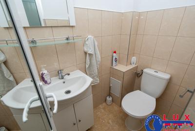 Apartament cu 3 camere decomandat în C5 - 4