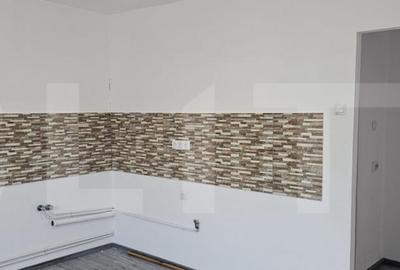 Apartament spa?ios, 3 camere, 88 mp, complet renovat Sf