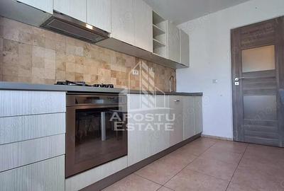 Apartament cu 3 camere decomandat, mobilat în Micălaca - 13