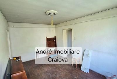 Apartament cu 3 camere semidecomandat în Calea București - 5