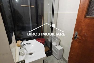 Apartament cu 2 camere decomandat în Rovine - 4