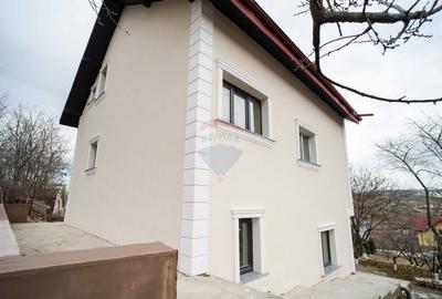 Vila de Vanzare cu 5 Camere, Teren 1000mp - Bucium, Iasi - Comision 0% - 16