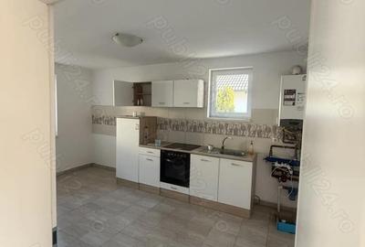 Casă cu Teren 400 Mp în Utvin - 2