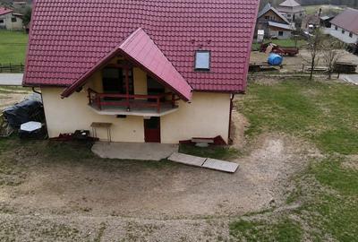 Casă cu 4 camere în Central - 6