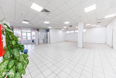Spațiu comercial, de 600 mp, în Central - 12