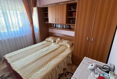Apartament cu 2 camere decomandat în 23 August - 4