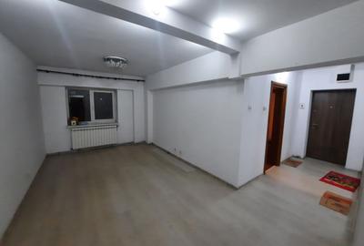 Apartament cu 4 camere decomandat în Mărăței - 1