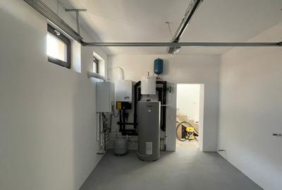 Casă cu 4 camere cu Teren 440 Mp în Băneasa