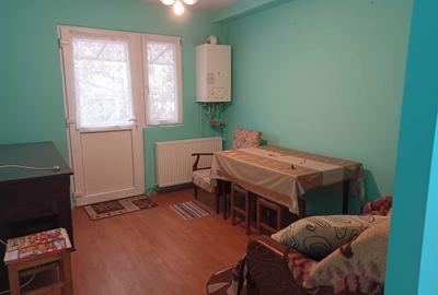 Apartament cu 2 camere decomandat în Dâmbovița - 3
