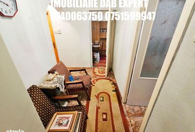 Apartament cu 2 camere, mobilat în Micro 20