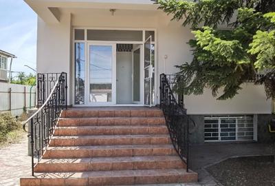 Casă cu 5 camere cu Teren 1438 Mp în Chiscani - 8