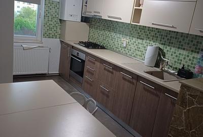Apartament cu 3 camere în Central - 2