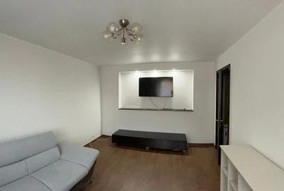 Apartament cu 2 camere decomandat în Precista