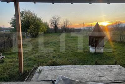 Casă cu 4 camere cu Teren 700 Mp în Central - 2
