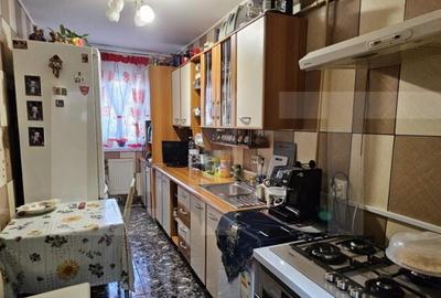 Apartament de 3 camere, decomandat, zona Garii - 3
