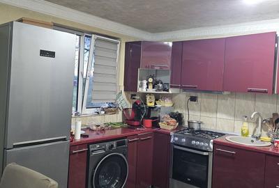 Casă cu 4 camere în Strejnicu - 3