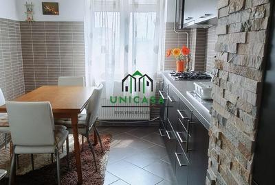 Apartament cu 3 camere decomandat în Central - 9