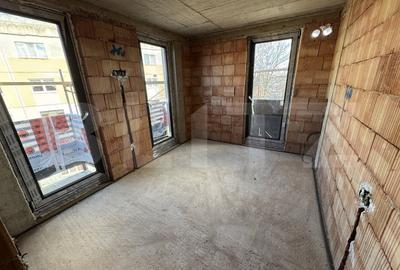 Apartament 3 camere , 101 mp , Scara interioara si Terasa , Zona - Cetate - 5