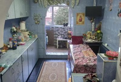 Apartament cu 3 camere decomandat în Gorjului - 4