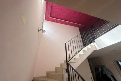 Casă cu 4 camere cu Teren 600 Mp în Central